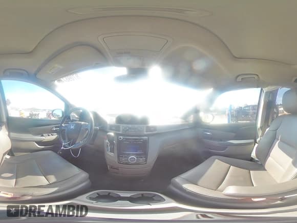 ✅ 2016 Honda Odyssey EX-L • VIN: 5FNRL5H62GB006270 • Lot: 87098745. Wystawiony na Copart z przebiegiem 120 974 mil. Bezpłatny archiwum sprzedaży aukcyjnych z USA i szczegółowy raport historii pojazdu na DreamBid. Zdjęcie 15.