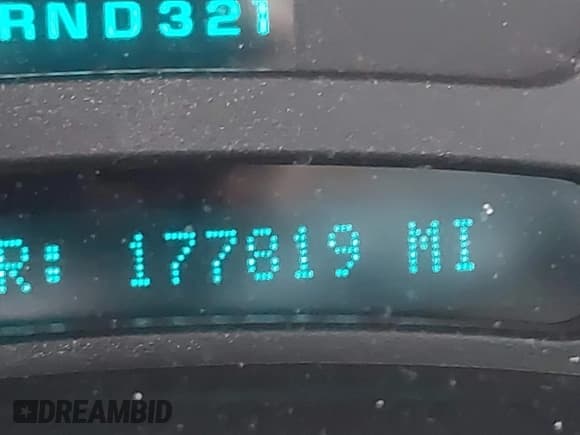 ✅ 2003 Chevrolet Suburban LT • VIN: 3GNFK16Z93G326483 • Лот: 41615404. Опубликован ранее на IAAI с пробегом 177 819 миль. Бесплатный доступ к архиву аукционных продаж из США и подробный отчёт об истории автомобиля на DreamBid. Изображение 15.