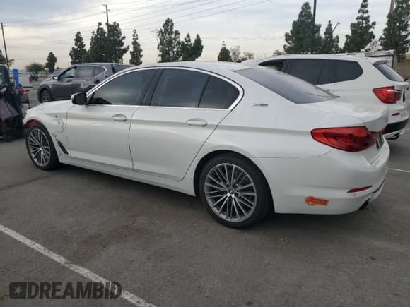 ✅ 2019 BMW 5 Series 530e • VIN: WBAJA9C55KB388859 • Lot: 92314615. Listed on Copart with 73,115 mi. Free auction sales archive from the USA and detailed vehicle history report at DreamBid. Image 1.
