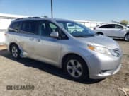 ✅ 2015 Toyota Sienna LE • VIN: 5TDKK3DC5FS680542 • Lot: 86892505. Listed on Copart with 120,017 mi. Free auction sales archive from the USA and detailed vehicle history report at DreamBid. Image 4.