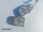 ✅ 2019 Chevrolet Silverado 1500 RST • VIN: 3GCUYEED9KG102561 • Lot: 43216999. Wystawiony na IAAI z przebiegiem 76 081 mil. Bezpłatny archiwum sprzedaży aukcyjnych z USA i szczegółowy raport historii pojazdu na DreamBid. Zdjęcie 11.