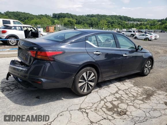✅ 2020 Nissan Altima SV • VIN: 1N4BL4DV1LC281375 • Lot: 59941965. Listed on Copart with 306,781 mi. Free auction sales archive from the USA and detailed vehicle history report at DreamBid. Image 3.