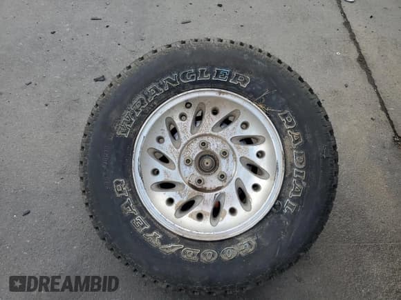 ✅ 2001 Mercury Mountaineer • VIN: 4M2ZU86P71UJ01507 • Lot: 55423855. Listed on Copart with 121,733 mi. Free auction sales archive from the USA and detailed vehicle history report at DreamBid. Image 13.