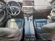 ✅ 2022 BMW 5 Series 530i xDrive • VIN: WBA13BJ09NCJ00249 • Лот: 69185245. Опубликован ранее на Copart с пробегом 57 127 миль. Бесплатный доступ к архиву аукционных продаж из США и подробный отчёт об истории автомобиля на DreamBid. Изображение 8.