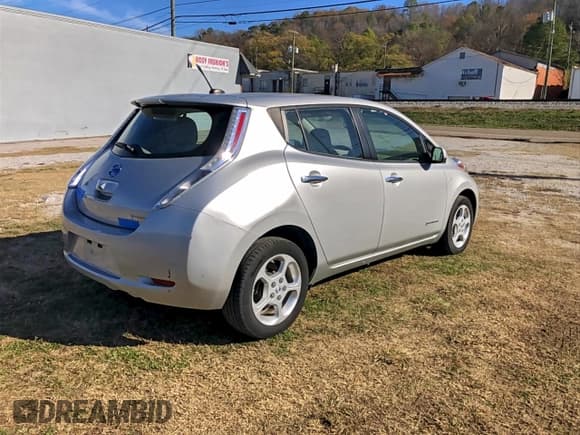✅ 2012 Nissan LEAF SL • VIN: JN1AZ0CP3CT022891 • Lot: 96930995. Listed on Copart with 56,755 mi. Free auction sales archive from the USA and detailed vehicle history report at DreamBid. Image 4.