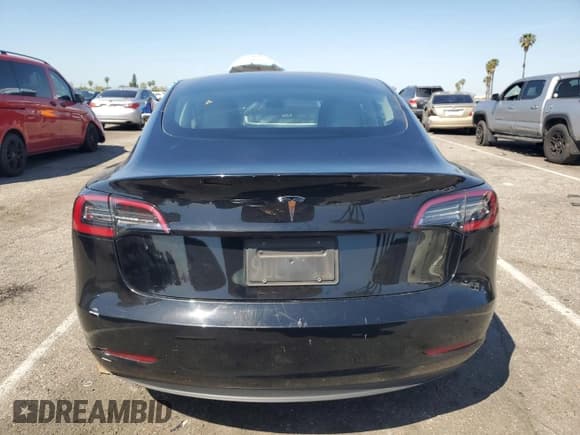 ✅ 2023 Tesla Model 3 • VIN: 5YJ3E1EA4PF385032 • Lot: 51714665. Wystawiony na Copart z przebiegiem 42 847 mil. Bezpłatny archiwum sprzedaży aukcyjnych z USA i szczegółowy raport historii pojazdu na DreamBid. Zdjęcie 6.