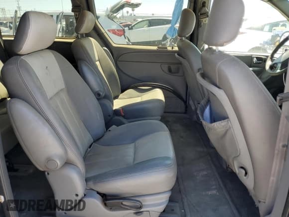 ✅ 2004 Dodge Caravan SXT • VIN: 2D4GP44L64R570444 • Lot: 63784795. Wystawiony na Copart z przebiegiem 133 289 mil. Bezpłatny archiwum sprzedaży aukcyjnych z USA i szczegółowy raport historii pojazdu na DreamBid. Zdjęcie 11.