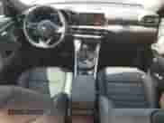 2023 Dodge Hornet GT Plus z VIN ZACNDFBN8P3A06842, wystawiony jako Copart lot #52788605 z przebiegiem 9 977 mil mil oraz Szkoda całkowita • Salvage title. Historia ofert i sprzedaży dostępna na DreamBid. Obrazek 8.