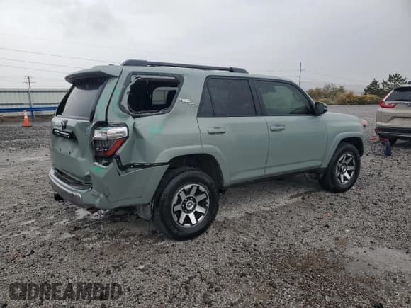 ✅ 2023 Toyota 4Runner TRD Off Road Premium • VIN: JTERU5JR6P6135525 • Лот: 82213255. Опубликован ранее на Copart с пробегом 46 624 миль. Бесплатный доступ к архиву аукционных продаж из США и подробный отчёт об истории автомобиля на DreamBid. Изображение 3.