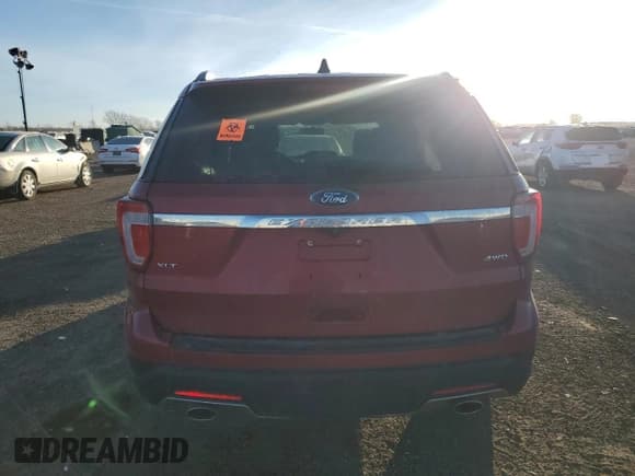 ✅ 2018 Ford Explorer XLT • VIN: 1FM5K8D86JGA40585 • Лот: 88951055. Опубликован ранее на Copart с пробегом Не указан. Бесплатный доступ к архиву аукционных продаж из США и подробный отчёт об истории автомобиля на DreamBid. Изображение 6.