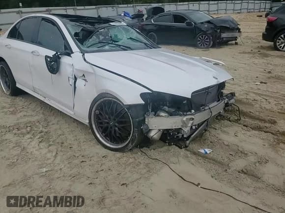 ✅ 2020 Mercedes-Benz E 53 AMG • VIN: W1KZF6BB7LA773544 • Lot: 71970985. Listed on Copart with Not provided. Free auction sales archive from the USA and detailed vehicle history report at DreamBid. Image 13.