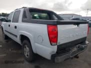 ✅ 2006 Chevrolet Avalanche Z66 • VIN: 3GNEC12Z66G130388 • Lot: 42825695. Listed on IAAI with 225,952 mi. Free auction sales archive from the USA and detailed vehicle history report at DreamBid. Image 3.