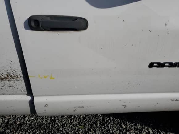 2003 Dodge 1500 ST с VIN 1D7HA18NX3J515677, выставлен на аукционе Copart как лот 75980174 с пробегом 250 719 миль миль и Списание • Salvage title. История ставок и продаж доступна на DreamBid. Изображение 12.