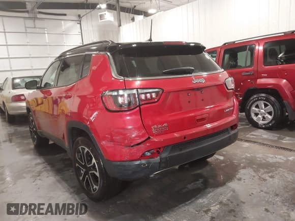 ✅ 2024 Jeep Compass Limited • VIN: 3C4NJDCN7RT584849 • Lot: 41545117. Wystawiony na IAAI z przebiegiem 12 411 mil. Bezpłatny archiwum sprzedaży aukcyjnych z USA i szczegółowy raport historii pojazdu na DreamBid. Zdjęcie 6.
