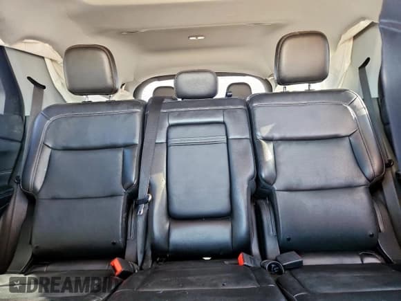 ✅ 2021 Ford Explorer Limited • VIN: 1FMSK7FH1MGB49812 • Lot: 92345395. Wystawiony na Copart z przebiegiem 75 121 mil. Bezpłatny archiwum sprzedaży aukcyjnych z USA i szczegółowy raport historii pojazdu na DreamBid. Zdjęcie 10.