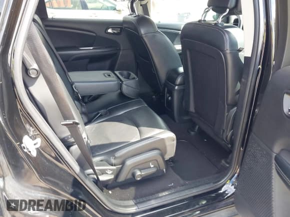 ✅ 2015 Dodge Journey Crossroad • VIN: 3C4PDCGB2FT633011 • Лот: 43102865. Опубликован ранее на IAAI с пробегом 222 801 миль. Бесплатный доступ к архиву аукционных продаж из США и подробный отчёт об истории автомобиля на DreamBid. Изображение 8.