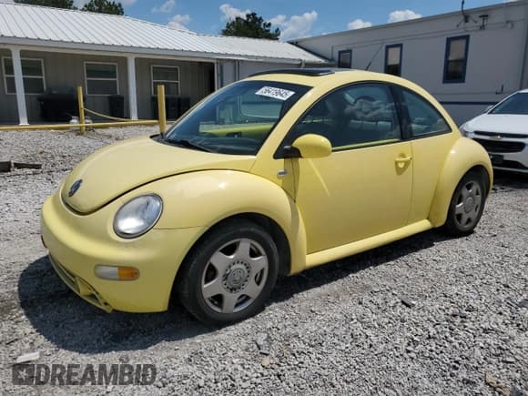 ✅ 2001 Volkswagen Beetle GLS • VIN: 3VWCP21C81M478689 • Lot: 56419645. Wystawiony na Copart z przebiegiem 184 682 mil. Bezpłatny archiwum sprzedaży aukcyjnych z USA i szczegółowy raport historii pojazdu na DreamBid. Zdjęcie 1.