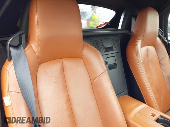 ✅ 2006 Mazda MX-5 Miata Grand Touring • VIN: JM1NC25FX60100475 • Lot: 42436966. Wystawiony na IAAI z przebiegiem 123 632 mil. Bezpłatny archiwum sprzedaży aukcyjnych z USA i szczegółowy raport historii pojazdu na DreamBid. Zdjęcie 8.