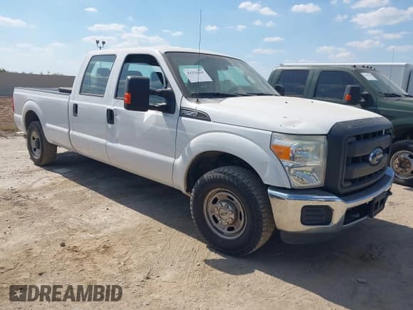 ✅ 2015 Ford F-250 XL • VIN: 1FT7W2A65FEA26777 • Lot: 43354245. Listed on IAAI with 158,557 mi. Free auction sales archive from the USA and detailed vehicle history report at DreamBid. Image 1.