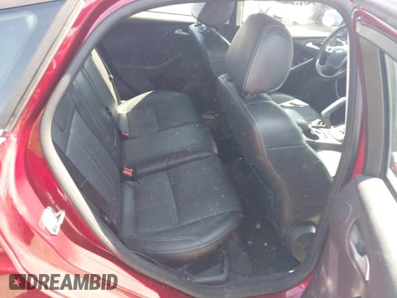 ✅ 2014 Ford Focus Titanium • VIN: 1FADP3N24EL158443 • Lot: 42801477. Listed on IAAI with 116,859 mi. Free auction sales archive from the USA and detailed vehicle history report at DreamBid. Image 8.