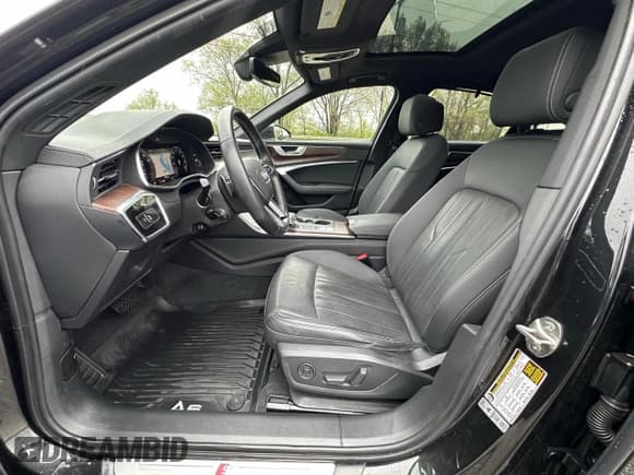 ✅ 2019 Audi A6 Prestige • VIN: WAUM2AF21KN113243 • Лот: 86802695. Опубликован ранее на Copart с пробегом 167 085 миль. Бесплатный доступ к архиву аукционных продаж из США и подробный отчёт об истории автомобиля на DreamBid. Изображение 12.