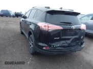 ✅ 2017 Toyota RAV4 SE • VIN: 2T3JFREV4HW572689 • Lot: 43730901. Listed on IAAI with 142,338 mi. Free auction sales archive from the USA and detailed vehicle history report at DreamBid. Image 3.