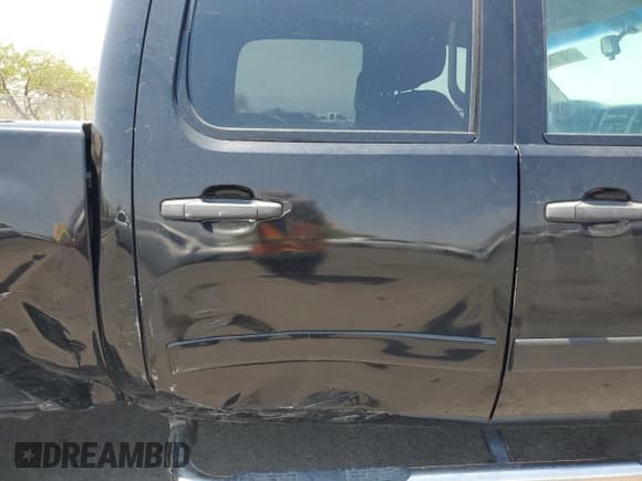 ✅ 2007 Chevrolet Silverado 1500 LS • VIN: 2GCEC13C071719241 • Lot: 64987765. Listed on Copart with 194,191 mi. Free auction sales archive from the USA and detailed vehicle history report at DreamBid. Image 10.