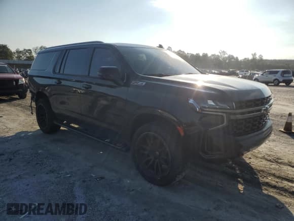 ✅ 2021 Chevrolet Suburban Z71 • VIN: 1GNSKDKD8MR214477 • Lot: 68917445. Listed on Copart with 72,315 mi. Free auction sales archive from the USA and detailed vehicle history report at DreamBid. Image 4.