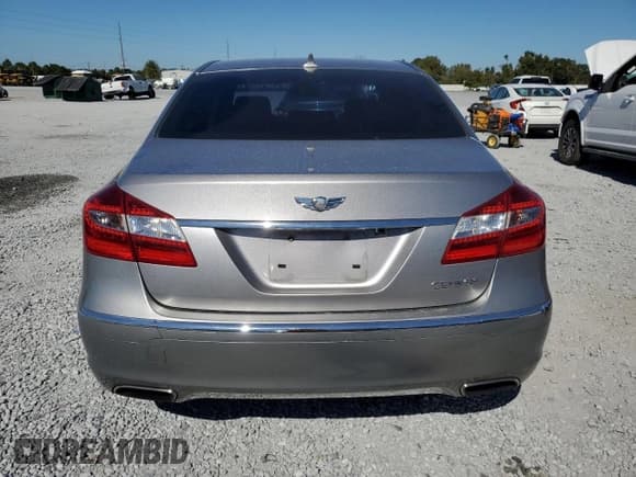✅ 2013 Hyundai Genesis 3.8L • VIN: KMHGC4DD2DU242020 • Lot: 91072945. Listed on Copart with 35,903 mi. Free auction sales archive from the USA and detailed vehicle history report at DreamBid. Image 6.