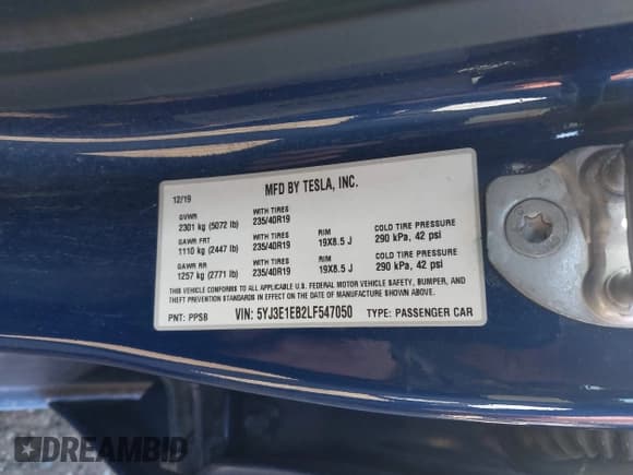 ✅ 2020 Tesla Model 3 Long Range • VIN: 5YJ3E1EB2LF547050 • Lot: 43701443. Wystawiony na IAAI z przebiegiem 70 410 mil. Bezpłatny archiwum sprzedaży aukcyjnych z USA i szczegółowy raport historii pojazdu na DreamBid. Zdjęcie 9.