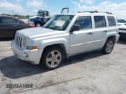 ✅ 2007 Jeep Patriot Limited • VIN: 1J8FT48WX7D333237 • Lot: 42743656. Listed on IAAI with 215,228 mi. Free auction sales archive from the USA and detailed vehicle history report at DreamBid. Image 2.