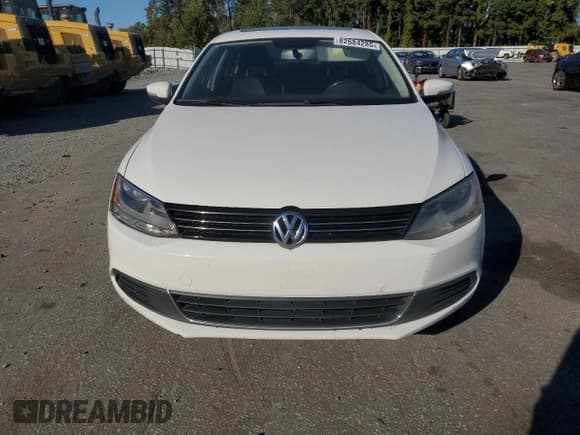✅ 2013 Volkswagen Jetta SE • VIN: 3VWDX7AJ3DM368704 • Лот: 82684285. Опубликован ранее на Copart с пробегом 278 882 миль. Бесплатный доступ к архиву аукционных продаж из США и подробный отчёт об истории автомобиля на DreamBid. Изображение 5.