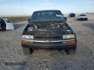 ✅ 2003 Chevrolet S-10 LS • VIN: 1GCCT19X638172663 • Лот: 45371455. Опубликован ранее на Copart с пробегом 111 903 миль. Бесплатный доступ к архиву аукционных продаж из США и подробный отчёт об истории автомобиля на DreamBid. Изображение 5.