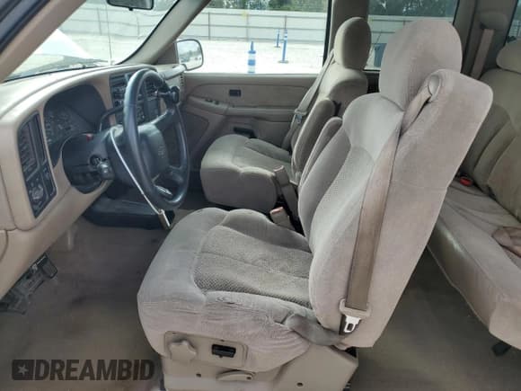 ✅ 2001 Chevrolet Silverado 1500 LS • VIN: 2GCEC19V611207323 • Лот: 72380764. Опубликован ранее на Copart с пробегом 197 726 миль. Бесплатный доступ к архиву аукционных продаж из США и подробный отчёт об истории автомобиля на DreamBid. Изображение 7.