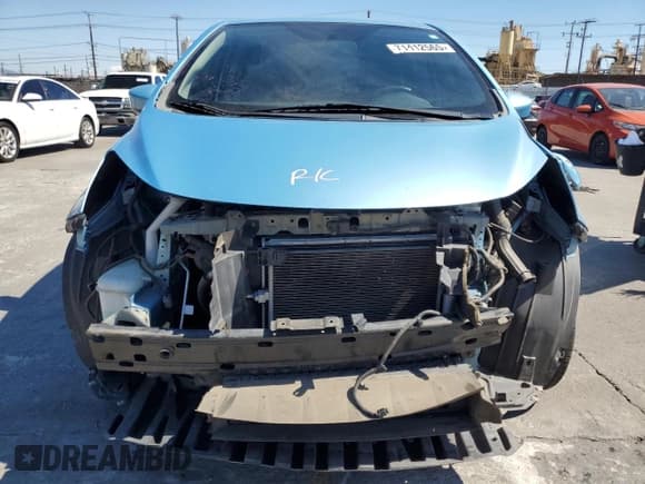 ✅ 2015 Nissan Note SV • VIN: 3N1CE2CP4FL447755 • Lot: 71412565. Listed on Copart with 94,461 mi. Free auction sales archive from the USA and detailed vehicle history report at DreamBid. Image 5.