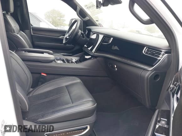 ✅ 2024 Jeep Grand Wagoneer Series II • VIN: 1C4SJSFP6RS150251 • Lot: 41619475. Listed on IAAI with 20,715 mi. Free auction sales archive from the USA and detailed vehicle history report at DreamBid. Image 5.