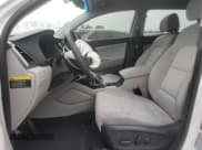 ✅ 2018 Hyundai Tucson SEL • VIN: KM8J33A47JU799635 • Лот: 58445155. Опубликован ранее на Copart с пробегом 60 445 миль. Бесплатный доступ к архиву аукционных продаж из США и подробный отчёт об истории автомобиля на DreamBid. Изображение 7.