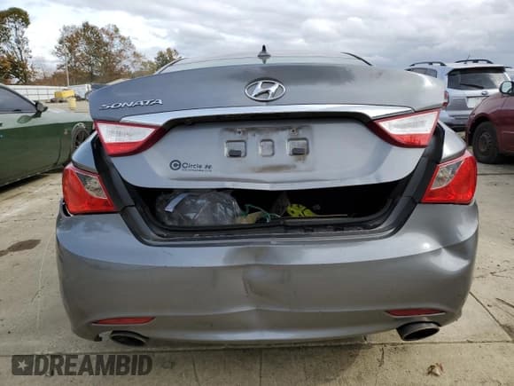 ✅ 2013 Hyundai Sonata SE • VIN: 5NPEC4AC9DH698761 • Lot: 89685955. Listed on Copart with 222,878 mi. Free auction sales archive from the USA and detailed vehicle history report at DreamBid. Image 6.