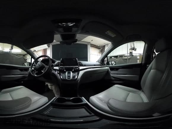 ✅ 2023 Honda Odyssey Touring • VIN: 5FNRL6H80PB037525 • Lot: 42314903. Listed on IAAI with 17,326 mi. Free auction sales archive from the USA and detailed vehicle history report at DreamBid. Image 18.