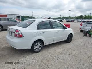 ✅ 2011 Chevrolet Aveo 1LT • VIN: KL1TD5DE6BB255979 • Lot: 42771013. Wystawiony na IAAI z przebiegiem 128 636 mil. Bezpłatny archiwum sprzedaży aukcyjnych z USA i szczegółowy raport historii pojazdu na DreamBid. Zdjęcie 4.