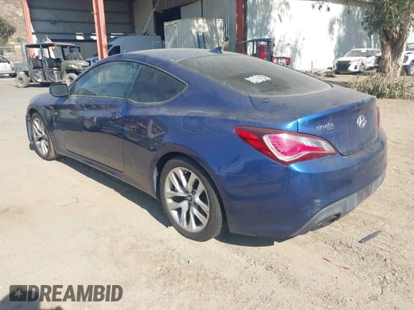 ✅ 2014 Hyundai Genesis Coupe 2.0T • VIN: KMHHT6KD2EU116891 • Lot: 43235906. Listed on IAAI with 144,210 mi. Free auction sales archive from the USA and detailed vehicle history report at DreamBid. Image 3.