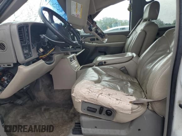 ✅ 2001 GMC Yukon SLT • VIN: 1GKEK13T21J193862 • Lot: 60416285. Listed on Copart with 422,067 mi. Free auction sales archive from the USA and detailed vehicle history report at DreamBid. Image 7.