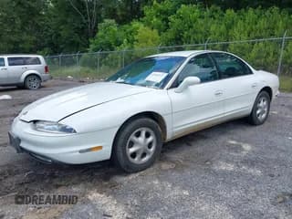 ✅ 1995 Oldsmobile Aurora • VIN: 1G3GR62C8S4147628 • Lot: 42361531. Wystawiony na IAAI z przebiegiem 189 111 mil. Bezpłatny archiwum sprzedaży aukcyjnych z USA i szczegółowy raport historii pojazdu na DreamBid. Zdjęcie 2.