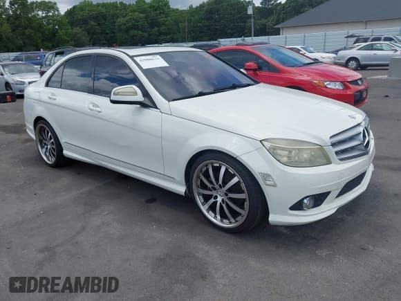 ✅ 2008 Mercedes-Benz C 300 Sport • VIN: WDDGF54X58F114849 • Лот: 42980632. Опубликован ранее на IAAI с пробегом 173 203 миль. Бесплатный доступ к архиву аукционных продаж из США и подробный отчёт об истории автомобиля на DreamBid. Изображение 1.