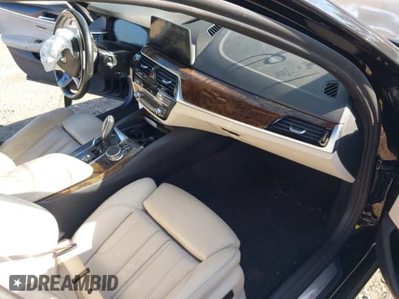 ✅ 2020 BMW 5 Series 540i xDrive • VIN: WBAJS3C08LWW70504 • Лот: 43361419. Опубликован ранее на IAAI с пробегом 64 469 миль. Бесплатный доступ к архиву аукционных продаж из США и подробный отчёт об истории автомобиля на DreamBid. Изображение 5.