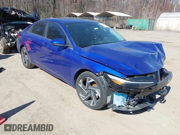 ✅ 2024 Hyundai Elantra SEL • VIN: KMHLS4DG3RU769454 • Lot: 41838085. Wystawiony na IAAI z przebiegiem 11 520 mil. Bezpłatny archiwum sprzedaży aukcyjnych z USA i szczegółowy raport historii pojazdu na DreamBid. Zdjęcie 1.