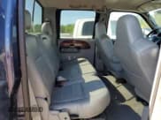 ✅ 2005 Ford F-350 XL • VIN: 1FTWW33P25EB09301 • Лот: 52467384. Опубликован ранее на Copart с пробегом 181 292 миль. Бесплатный доступ к архиву аукционных продаж из США и подробный отчёт об истории автомобиля на DreamBid. Изображение 11.