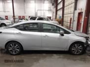 ✅ 2021 Nissan Versa SV • VIN: 3N1CN8EVXML868021 • Lot: 43240178. Wystawiony na IAAI z przebiegiem 77 112 mil. Bezpłatny archiwum sprzedaży aukcyjnych z USA i szczegółowy raport historii pojazdu na DreamBid. Zdjęcie 14.