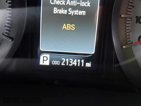 ✅ 2015 Toyota Sienna SE • VIN: 5TDXK3DC1FS651996 • Lot: 43748579. Listed on IAAI with 213,411 mi. Free auction sales archive from the USA and detailed vehicle history report at DreamBid. Image 15.