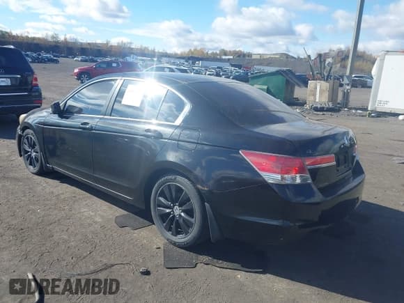 ✅ 2011 Honda Accord EX • VIN: 1HGCP2F70BA012611 • Lot: 43508421. Listed on IAAI with 181,344 mi. Free auction sales archive from the USA and detailed vehicle history report at DreamBid. Image 3.